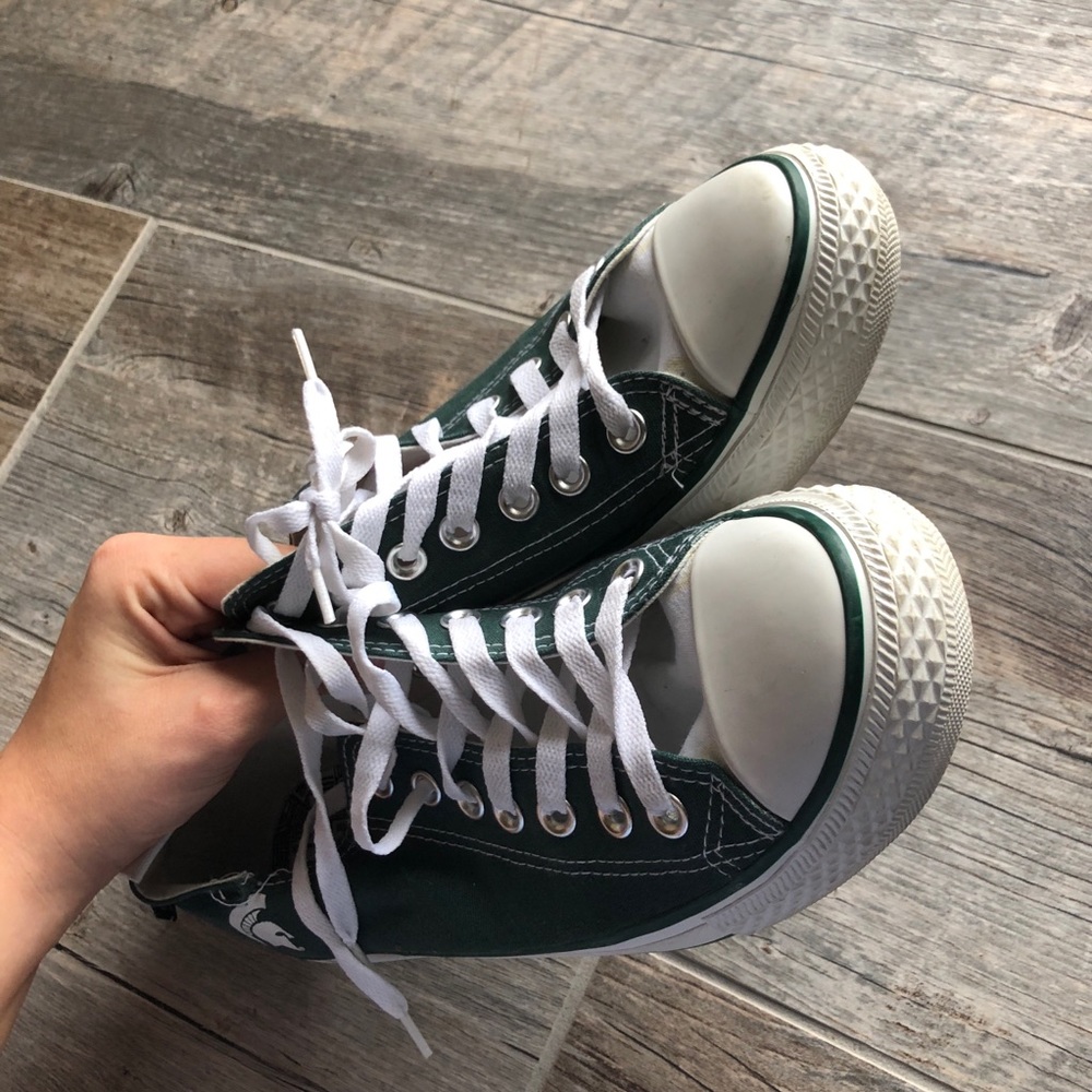 Michigan state low top converse style shoes - Picture 4 of 7